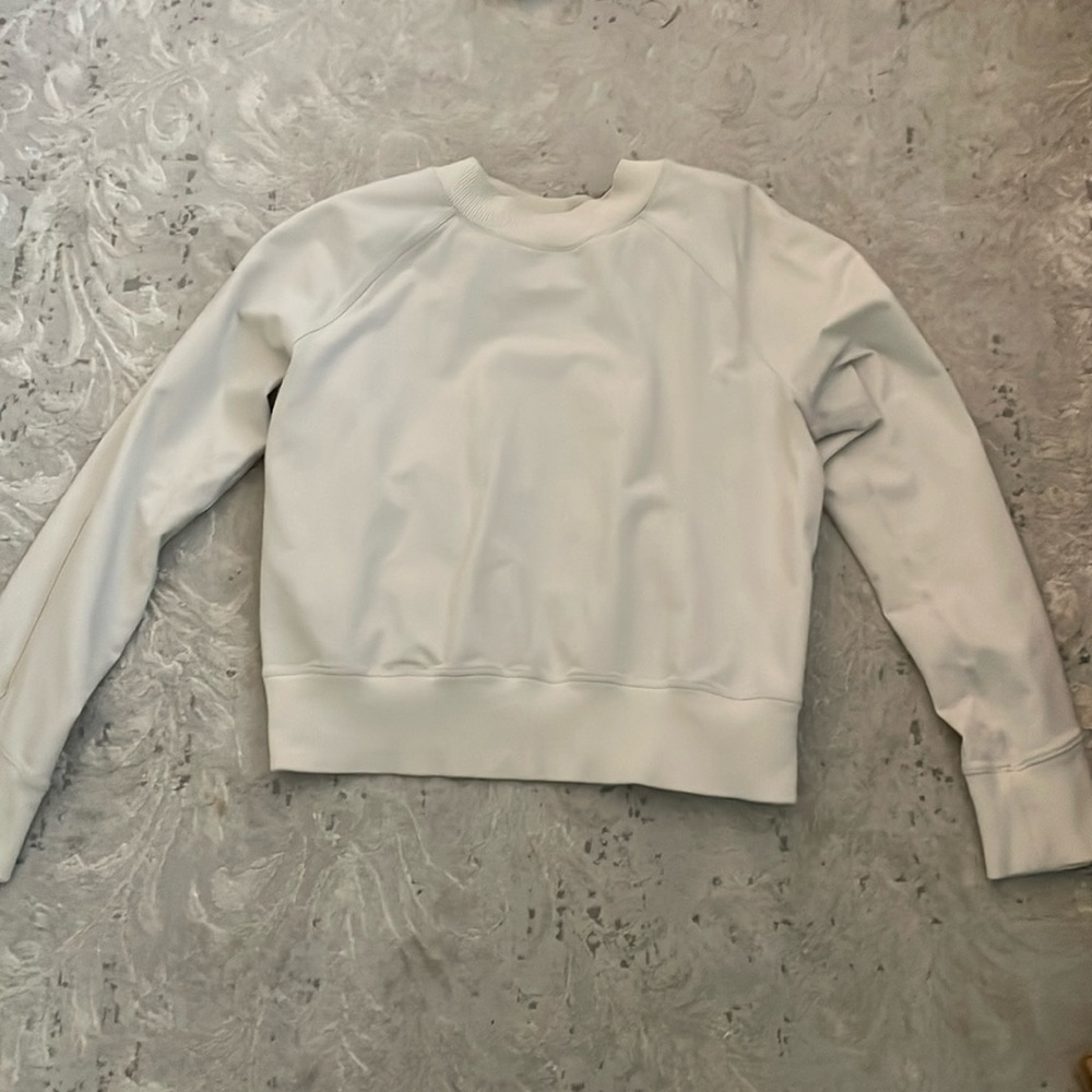 Lululemon sweatshirt